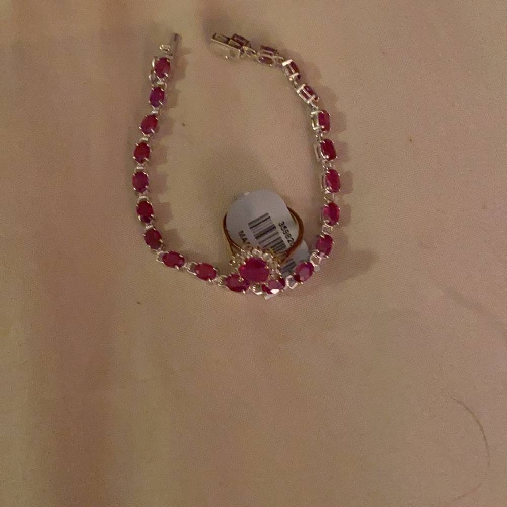Ruby Bracket - Picture 8 of 9